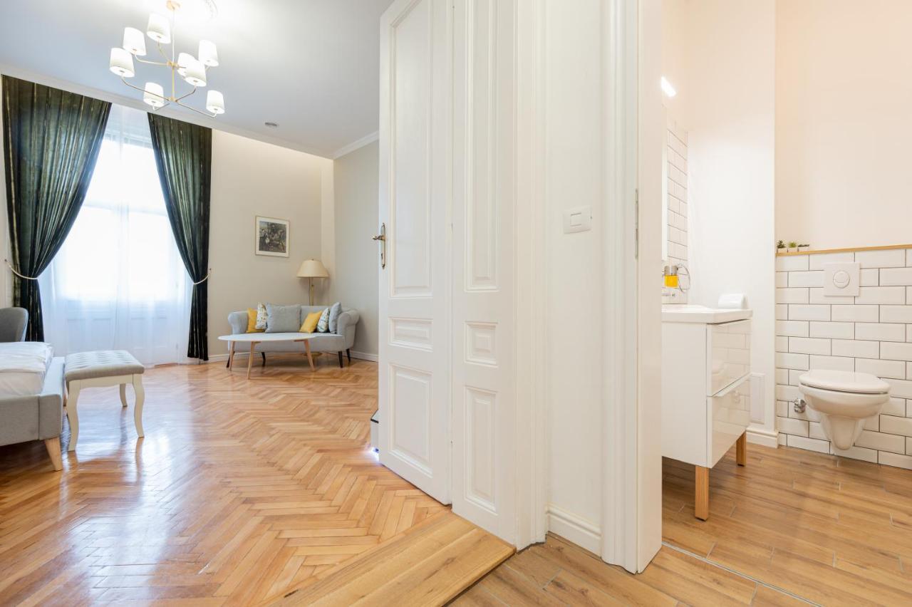 Central Park Apartments Oradea Zewnętrze zdjęcie
